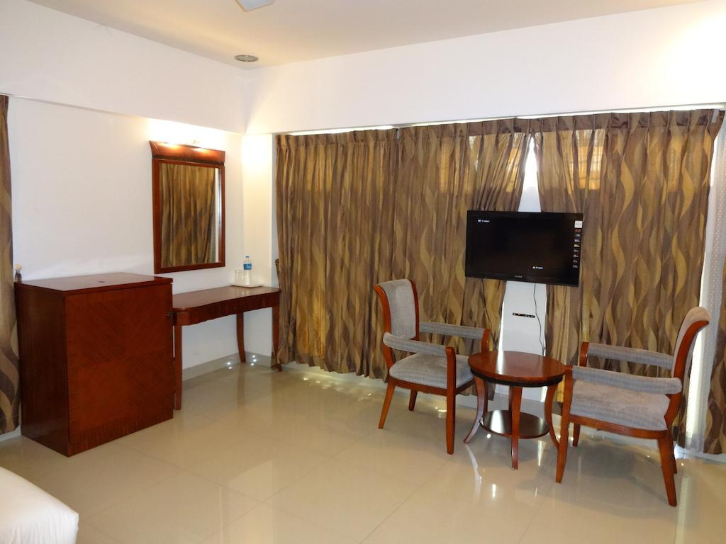 โรงแรมกุนนาทาน เรซิเดนซี Kochi ห้อง รูปภาพ